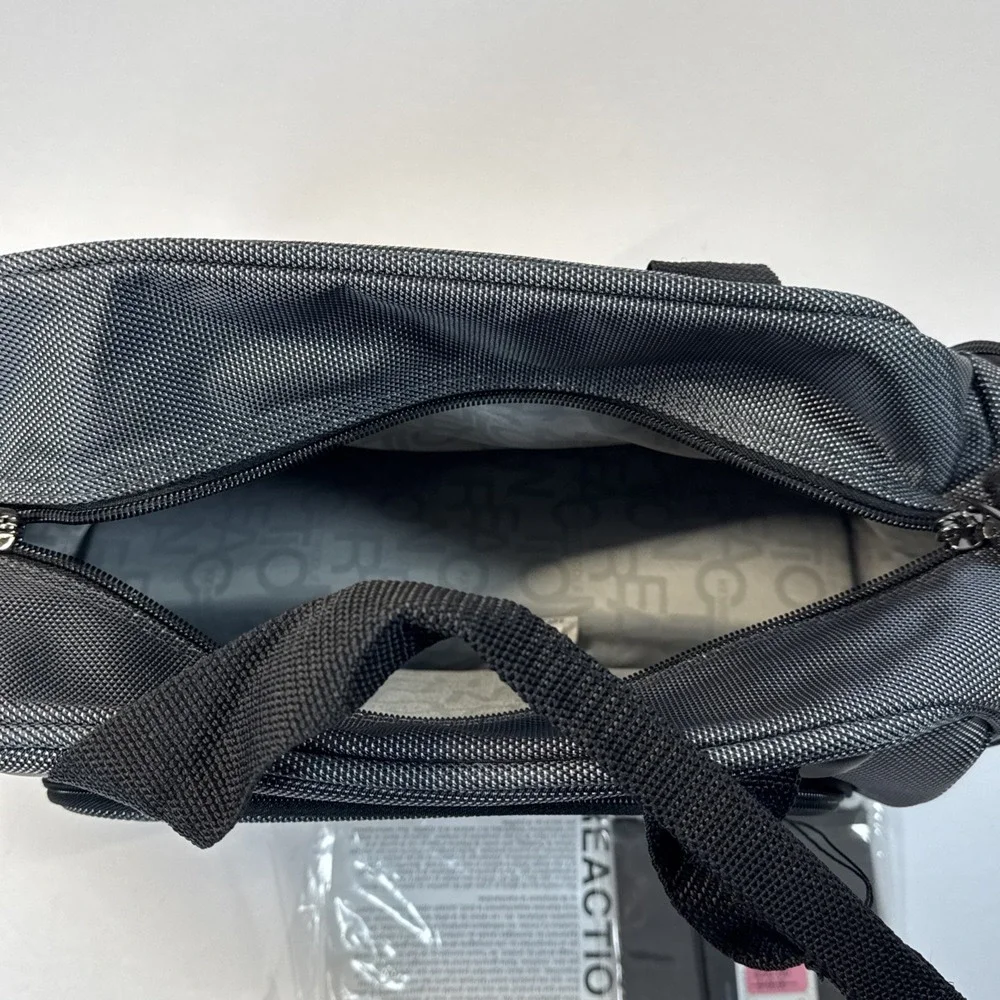 Kenneth Cole Reaction Yellow Brick Road 16
